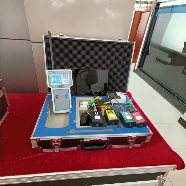 High Precision Anti-interference Zinc Oxide Lightning Arrester Live Testing Instrument for Long-term Field Detection