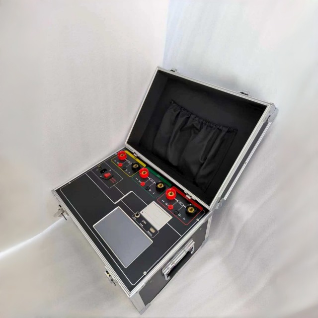 100A 200A 300A 400A 500A 600A Three-phase Intelligent Loop Resistance Tester for Testing The Contact Resistance of Switch Control Equipment